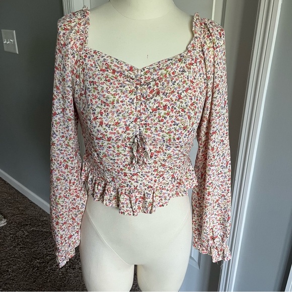 Japna Cropped Top, Floral Ruffle Tie Front Smocked
Womens Size M Boho - Picture 1 of 7